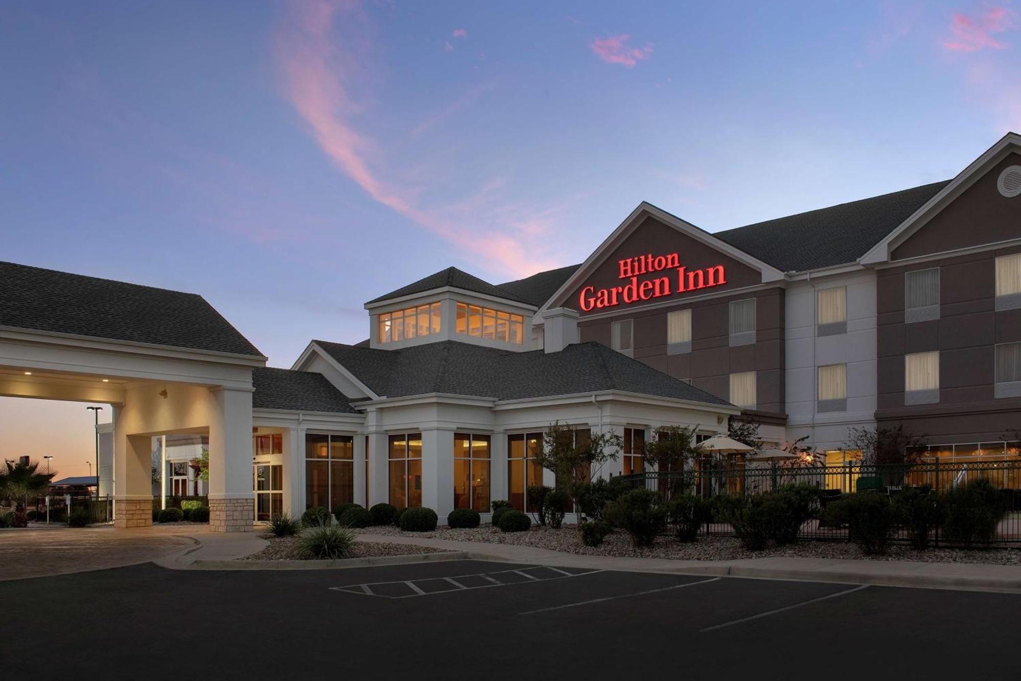 Hilton Garden Inn Odessa Exterior photo