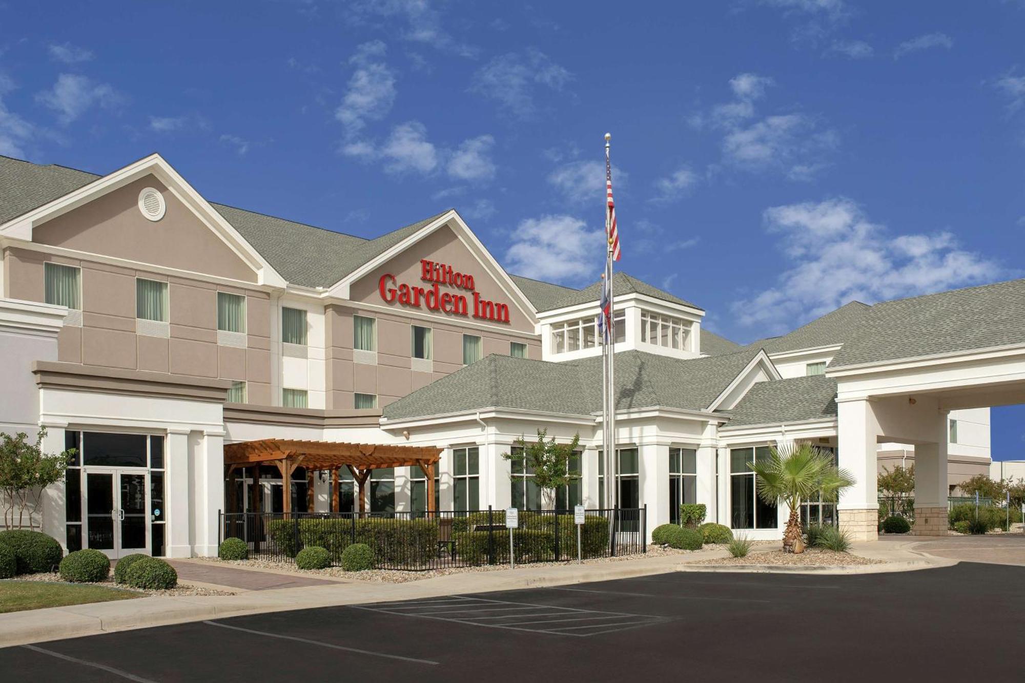 Hilton Garden Inn Odessa Exterior photo