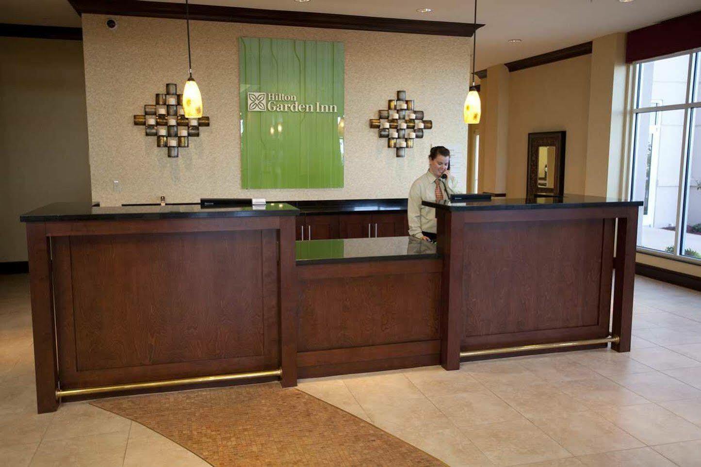Hilton Garden Inn Odessa Exterior photo